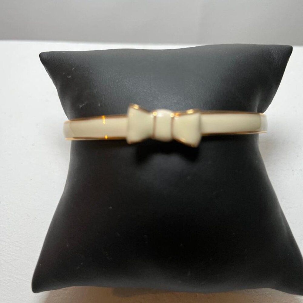 Kate Spade Bow Bangle Perfect New
